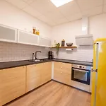 Kronprinz Zentral Mit Infrarot-sauna Eisenach