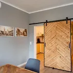 Kronprinz Zentral Mit Infrarot-sauna Eisenach