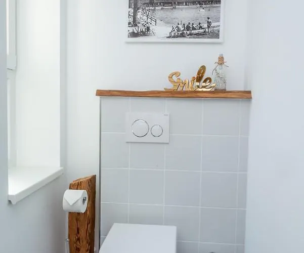 Kronprinz Zentral Mit Infrarot-sauna Daire Eisenach