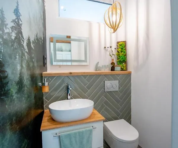 Kronprinz Zentral Mit Infrarot-sauna * Eisenach