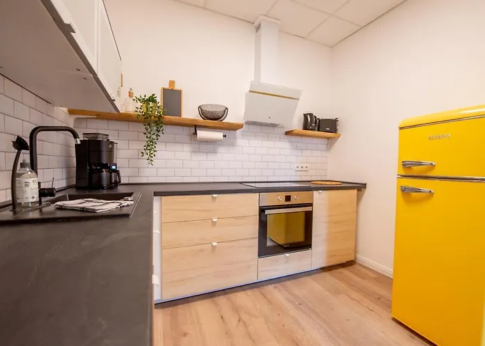 Kronprinz Zentral Mit Infrarot-sauna Eisenach